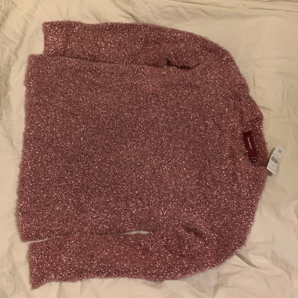 Shimmery and sparkly pink super soft and cozy - Picture 5 of 7